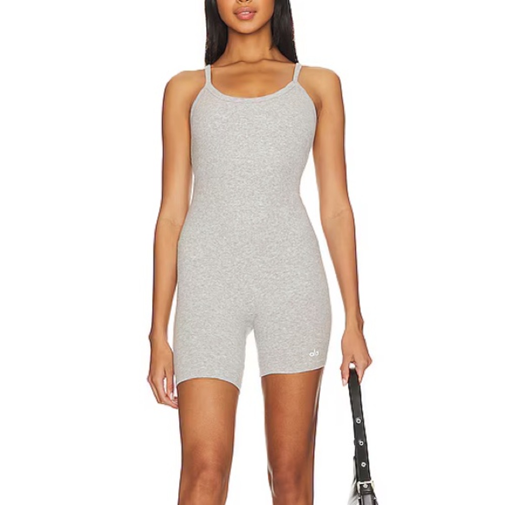 Alo Seamless Ribbed Mellow Romper in Athletic Heather Grey Size Medium